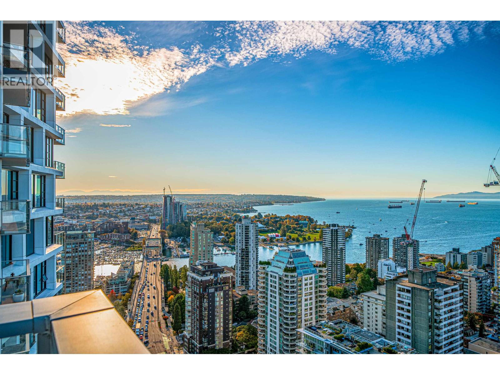 1289 Hornby Street Unit 3902, Vancouver, BC V6Z 0G7