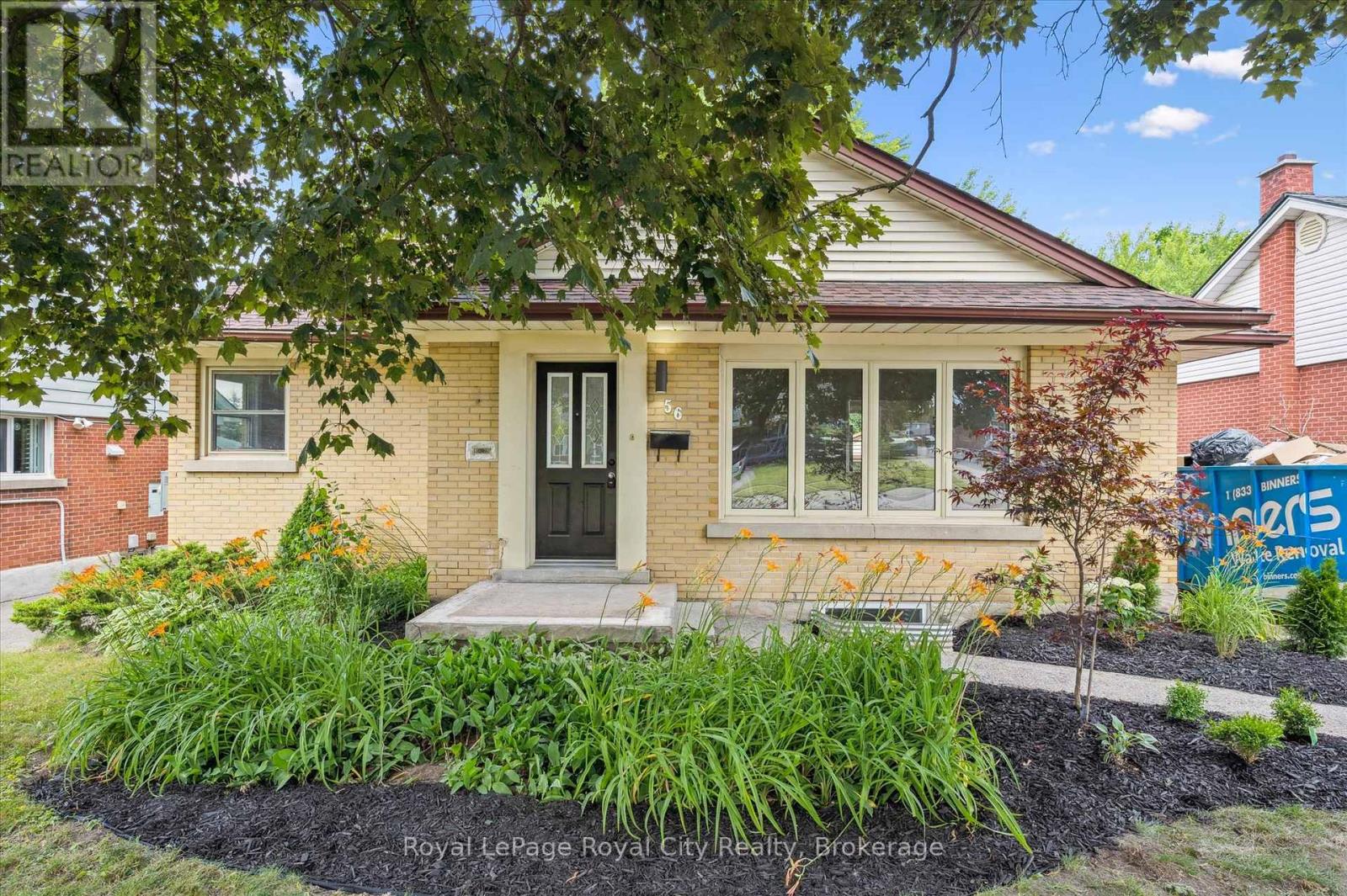 56 Dover St, Waterloo, ON N2J 1Z1