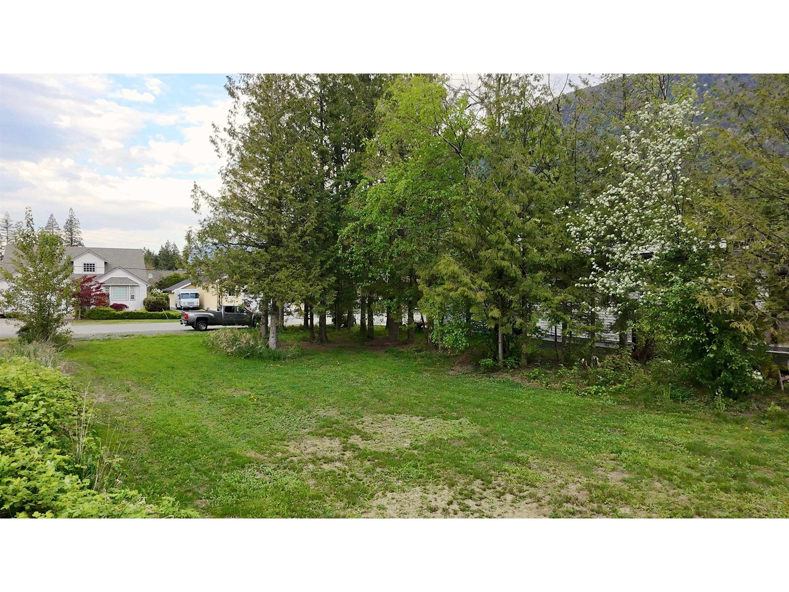 454 Alder Avenueharrison Hot Spgs, Harrison Hot Springs, BC V0M 1K0