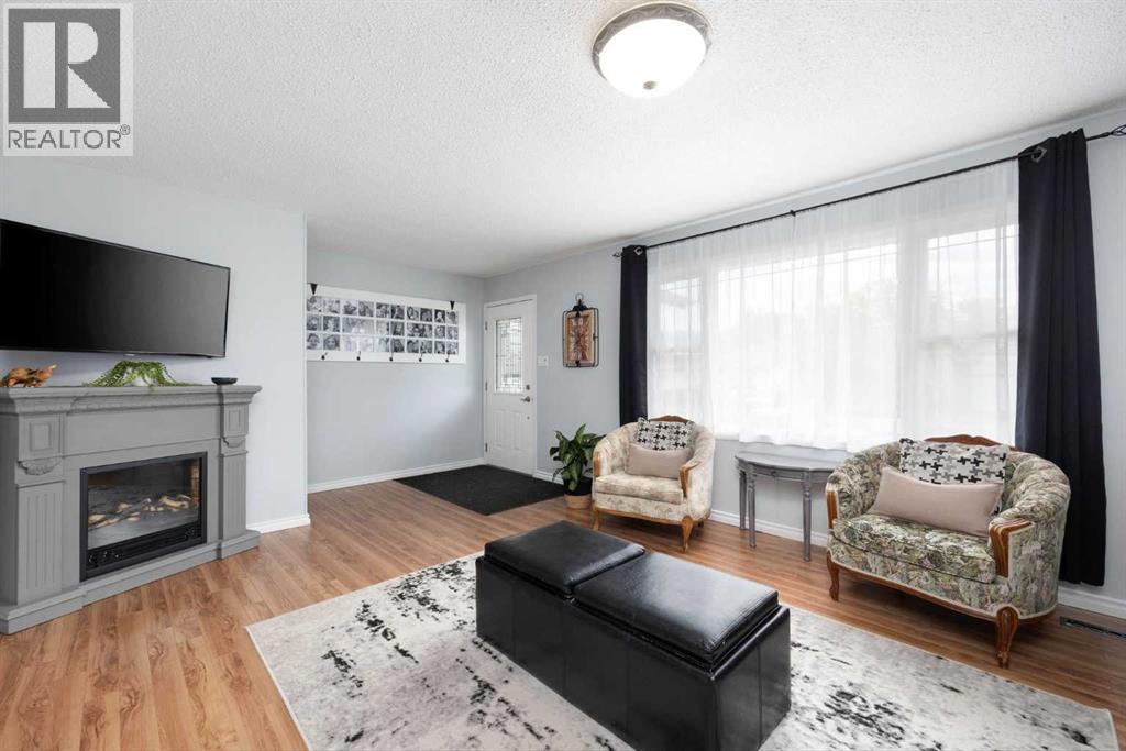 129 Wapiti Cres, Fort Mcmurray, AB T9H 4M9