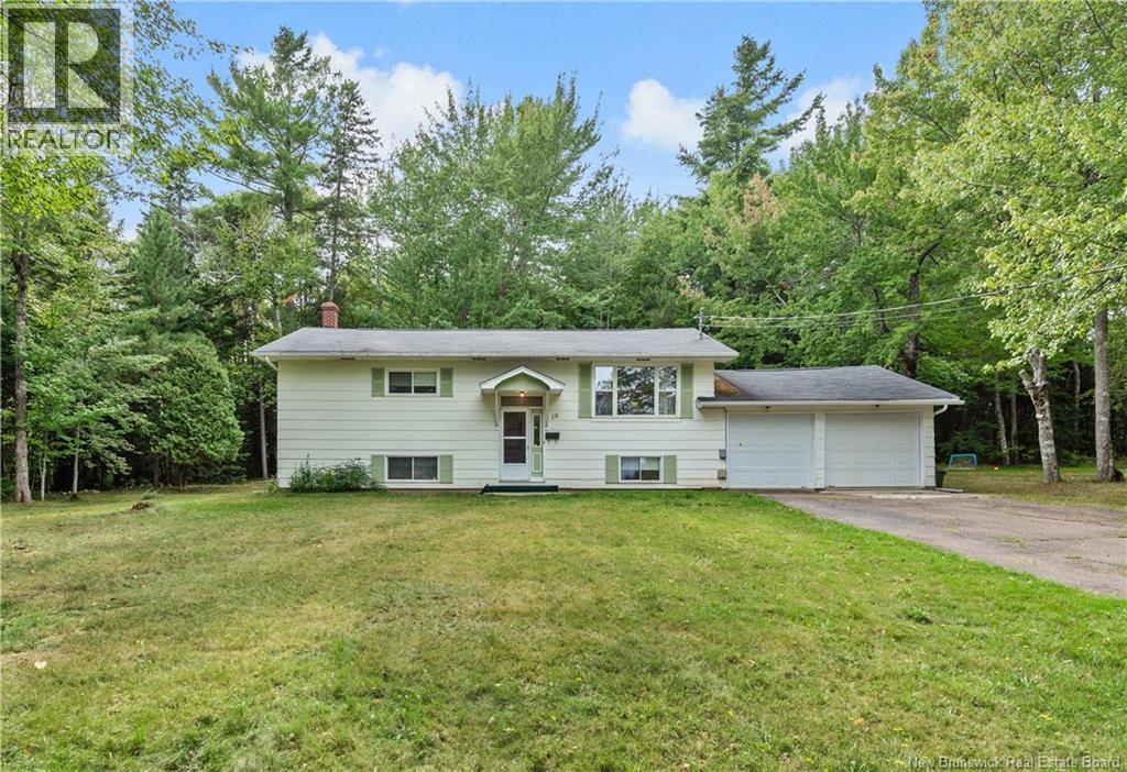16 Malibou St, Lower Coverdale, NB E1J 1K4