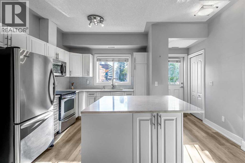1720 11 Street Sw Unit 2, Calgary, AB T2T 3L6