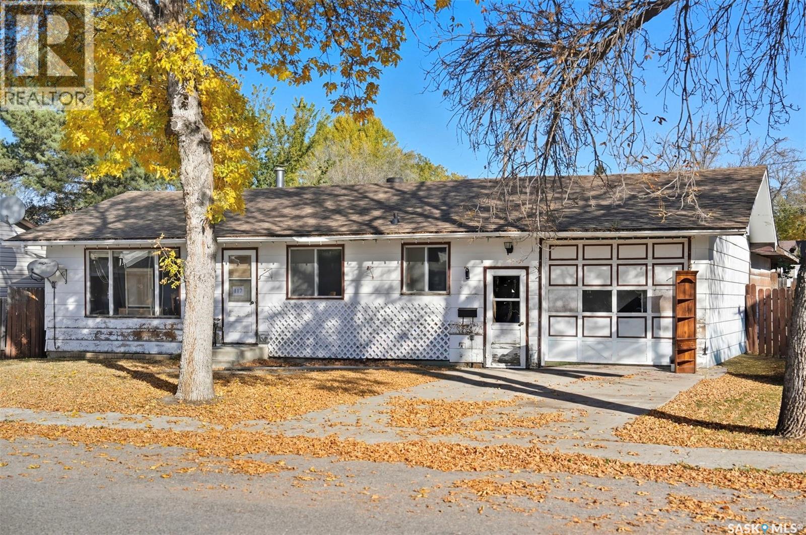 117 3 Street East, Langham, SK S0K 2L0
