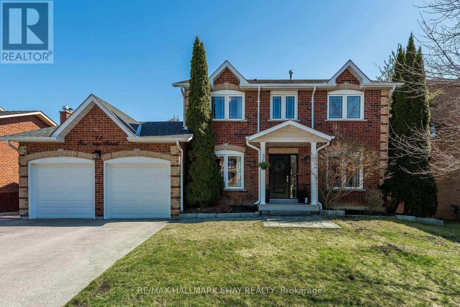 11 Heritage Rd, Innisfil, ON L0L 1L0