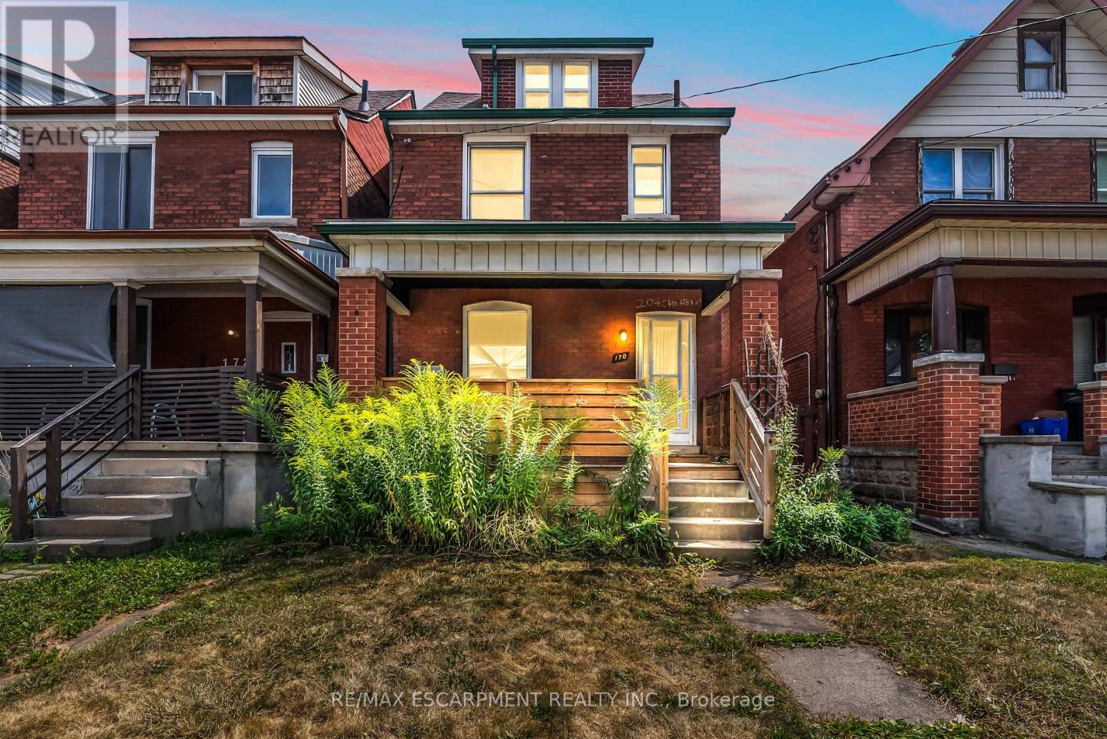 170 Grosvenor Ave N, Hamilton, ON L8L 7S8