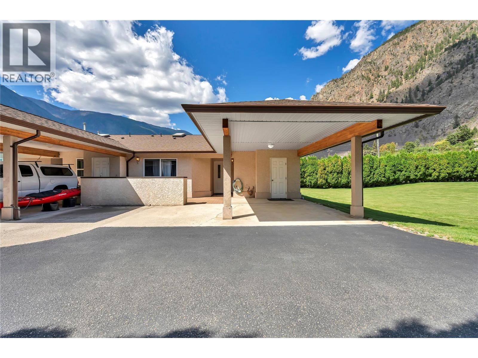 3038 Orchard Drive Unit 3, Keremeos, BC V0X 1N1