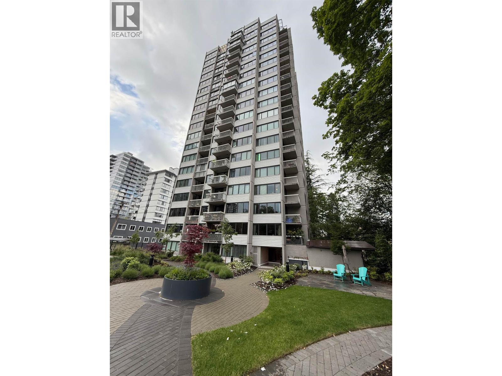 1740 NW Comox Street Unit 201, Vancouver, BC V6G 2Z1