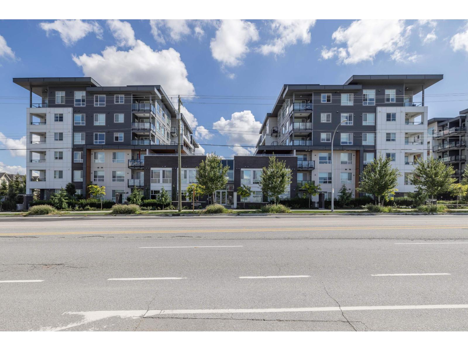 20834 80 Ave B618, Langley, BC V2Y 3M6