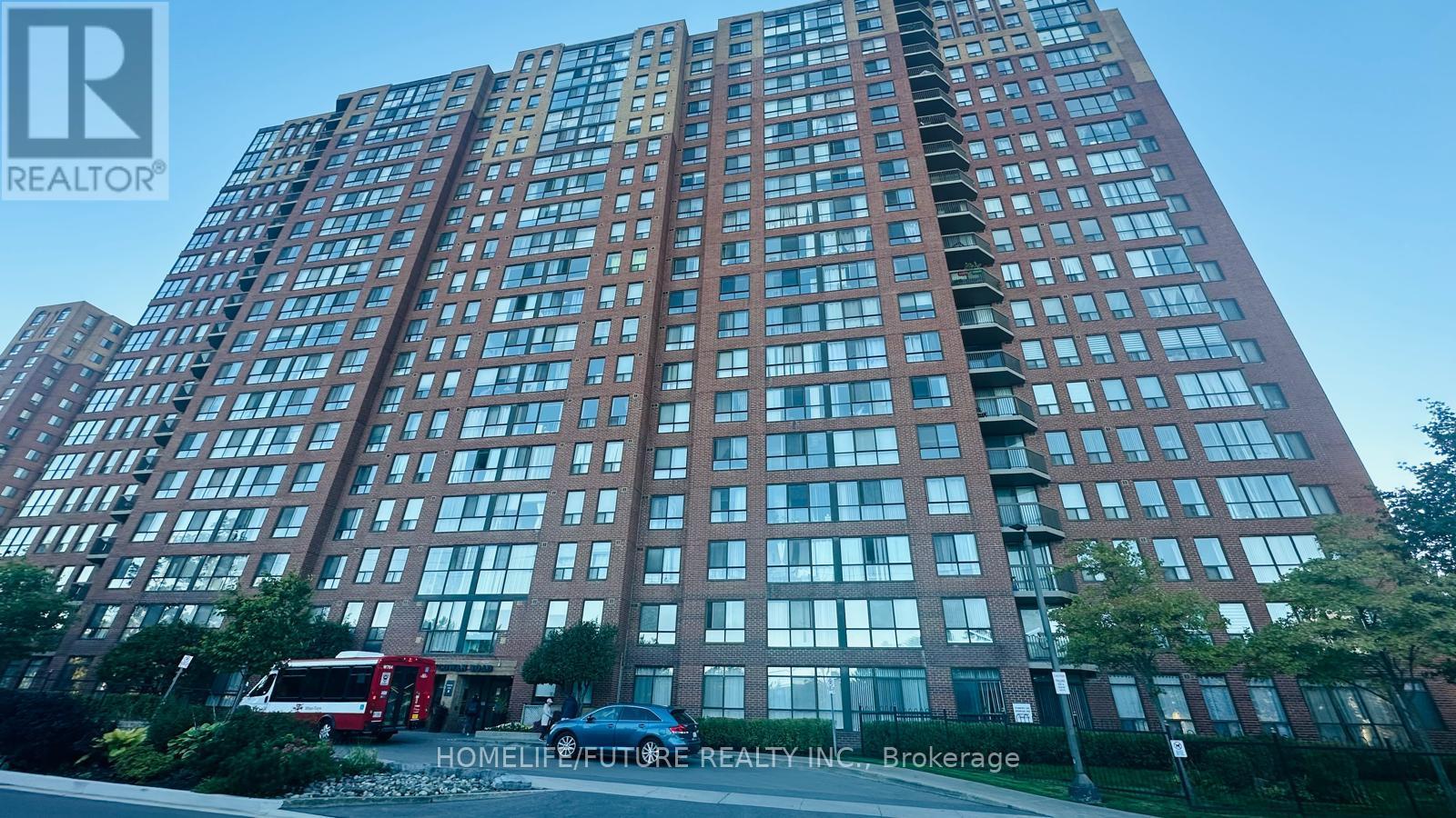 606 330 Mccowan Rd, Toronto, ON M1J 3N3