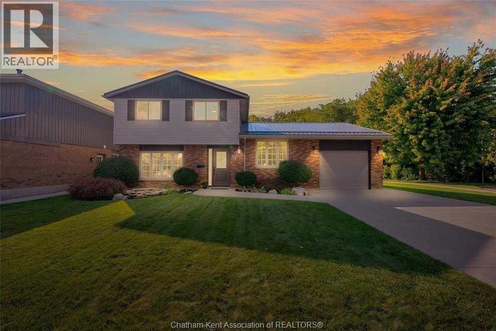 116 Thornhill Cres, Chatham, ON N7L 4M3