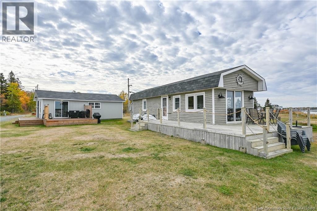27 29 Bertie St, Val-comeau, NB E1X 4J7