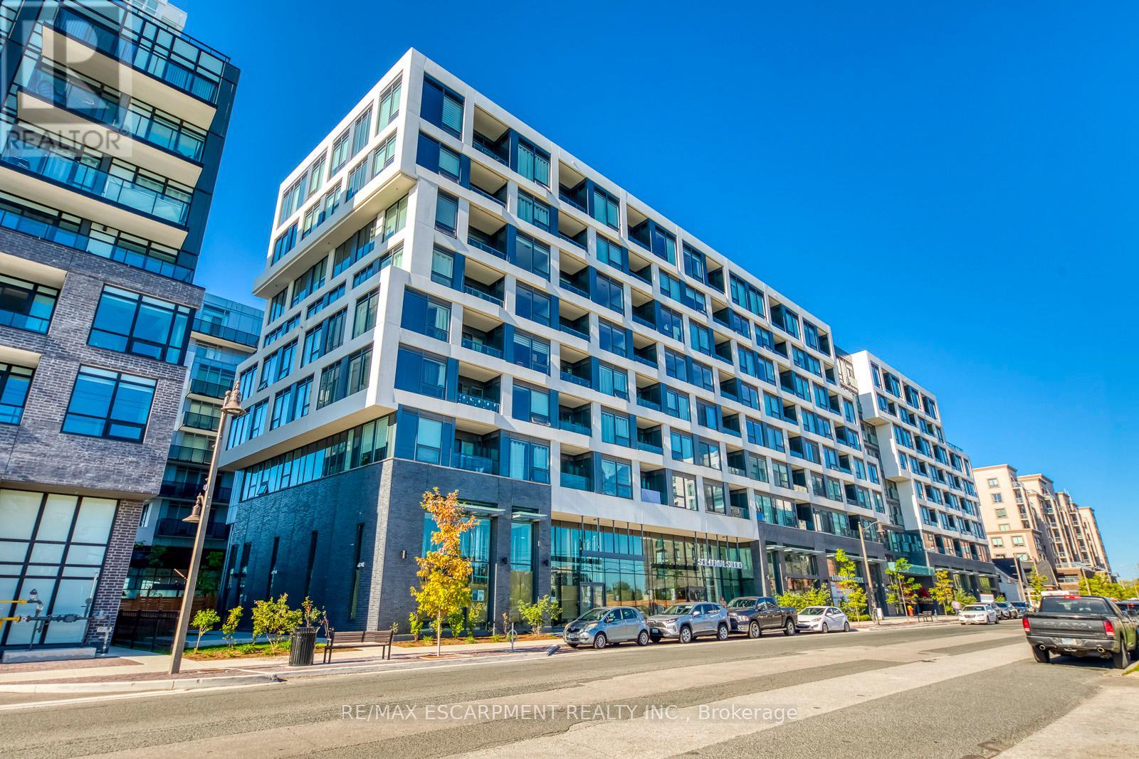 112 2450 Old Bronte Rd, Oakville, ON L6M 5P6