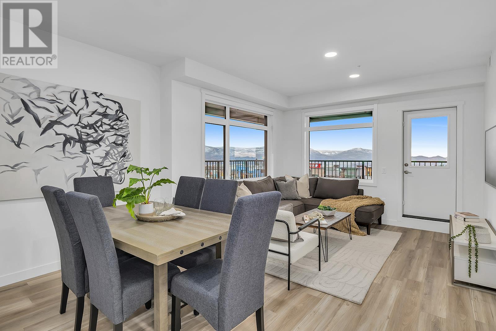 1057 Frost Road Unit 217, Kelowna, BC V1W 0G7
