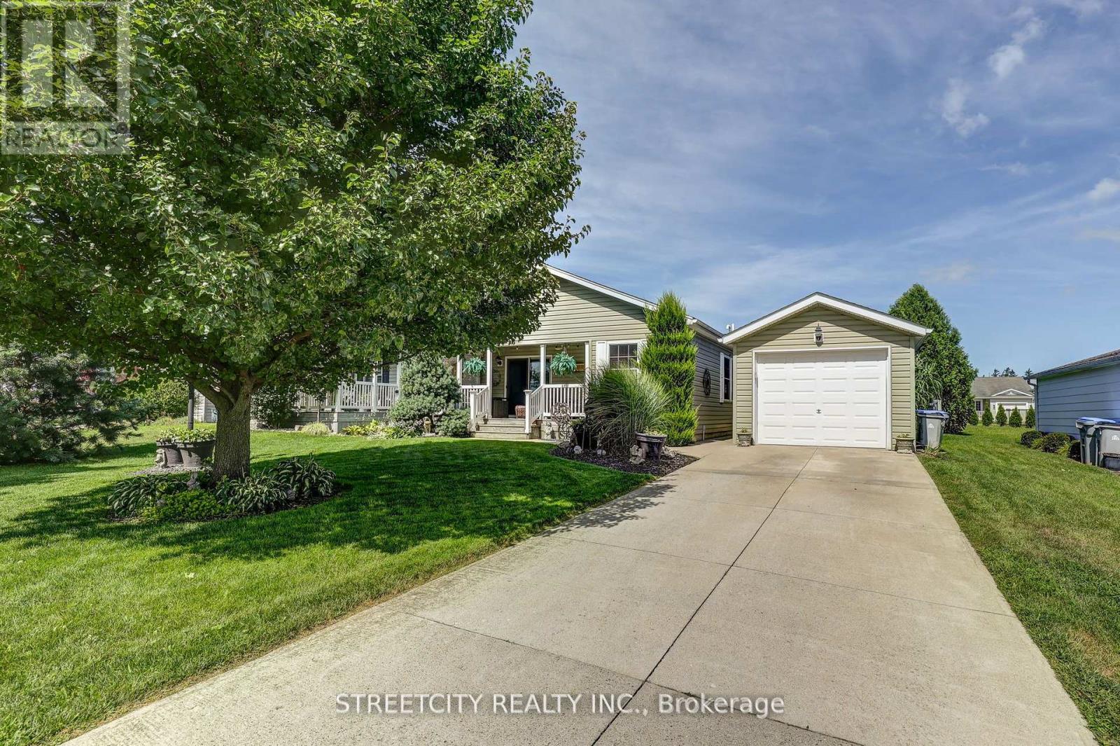 481 Richard Cres, Strathroy-Caradoc, ON N7G 3P4