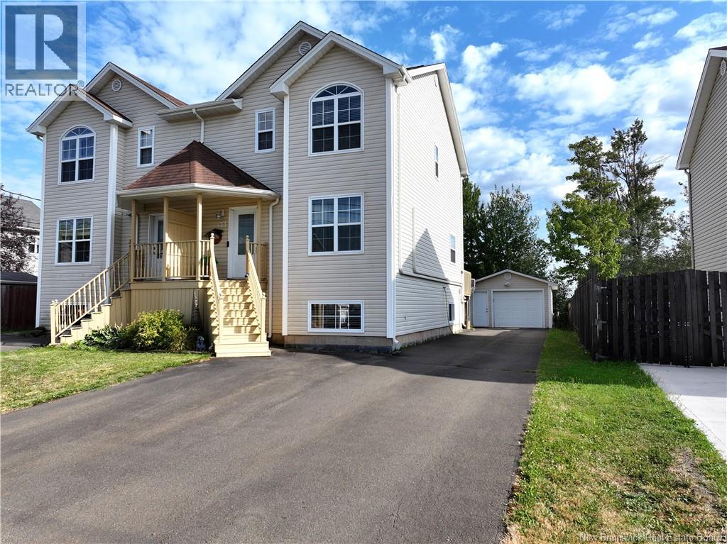 473 Evergreen Dr, Moncton, NB E1G 0L1