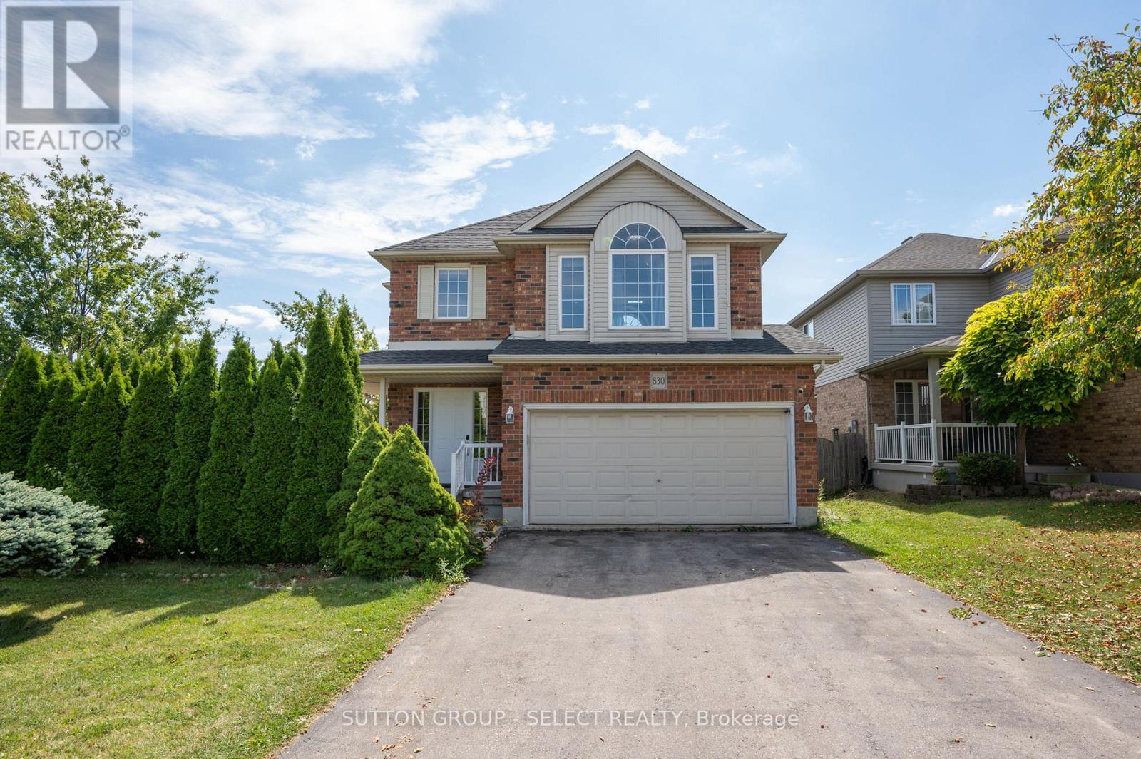 830 Cresthaven Cres, London, ON N6K 4W4
