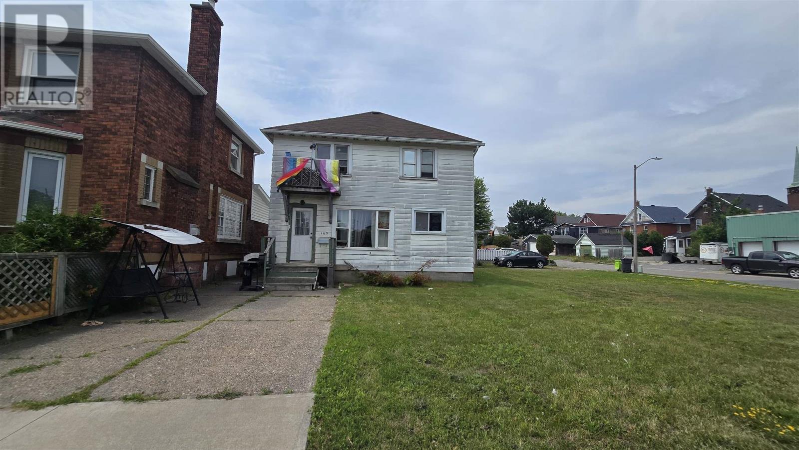 169 Huron St, Sault Ste. Marie, ON P6A 1R2