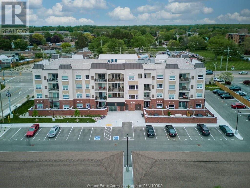 7887 Edgar Street Unit 303, Windsor, ON N8N 1X3