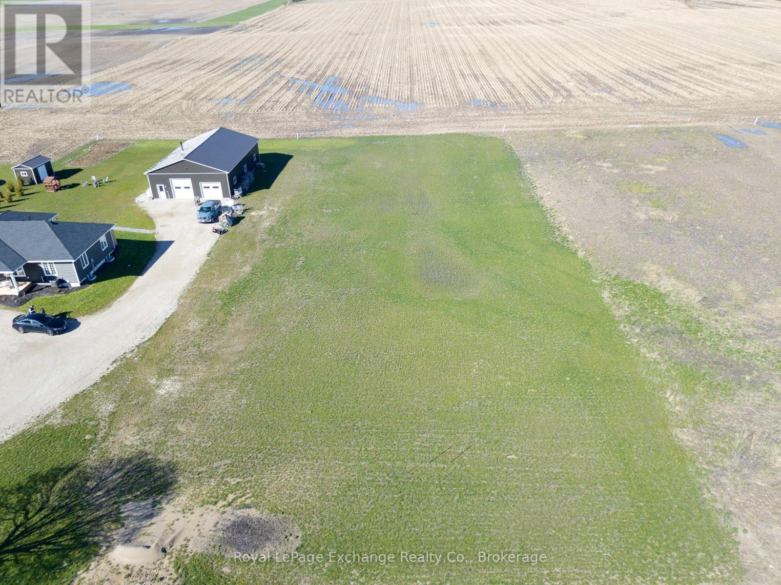 418 Hayes Lake Ave, Huron-Kinloss, ON N0G 2B0