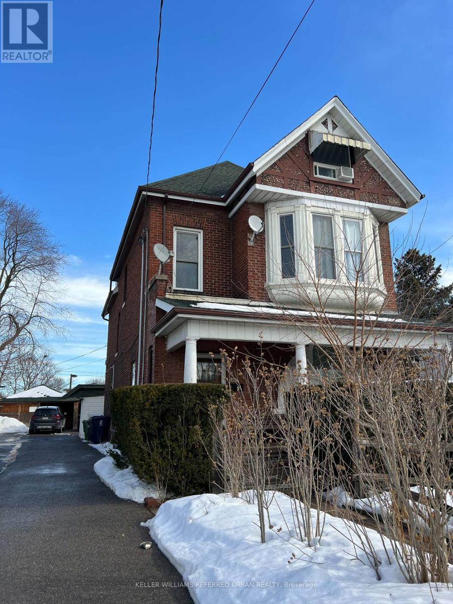 225 Rosemount Ave, Toronto, ON M9N 3C5