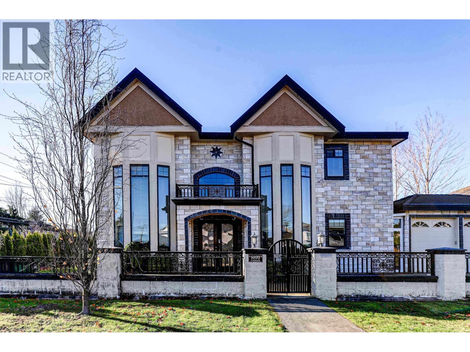8899 Carrick Rd, Richmond, BC V7C 5J7
