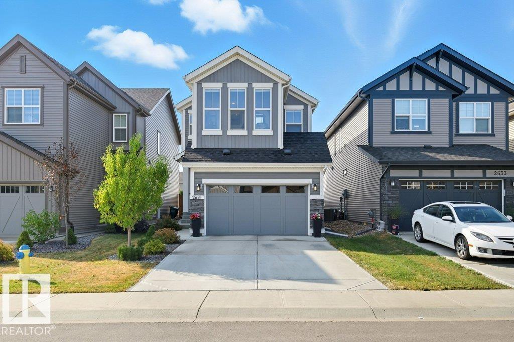 2631 Donaghey Cr SW, Edmonton, AB T6W 4T2