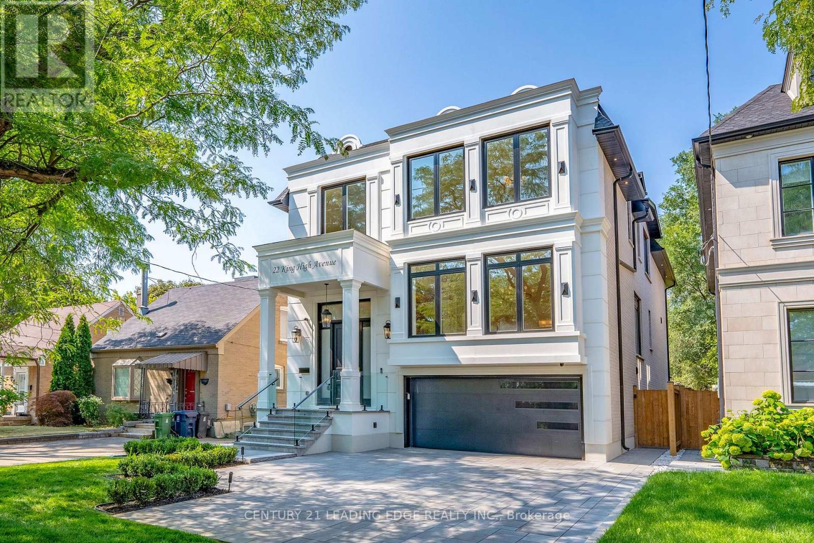 22 King High Ave, Toronto, ON M3H 3A7
