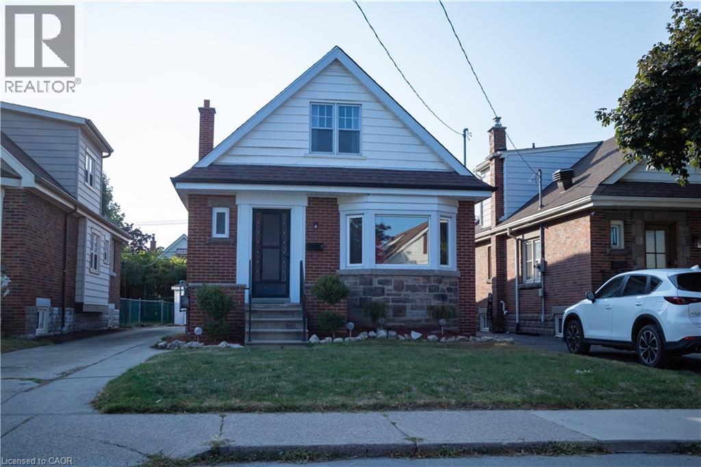 186 Huxley Ave S, Hamilton, ON L8K 2R3