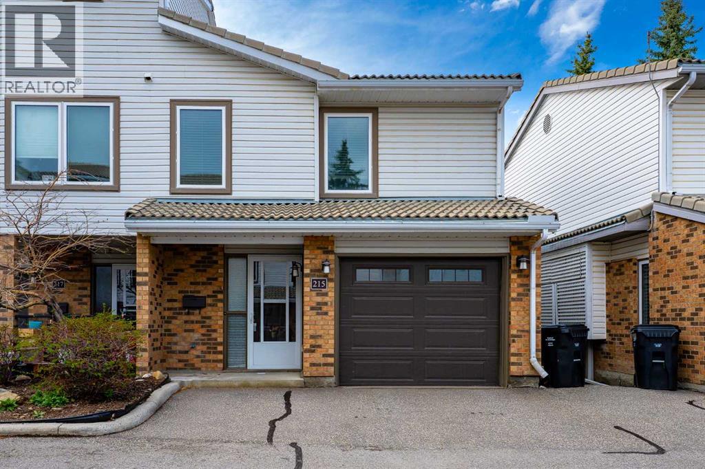 215 Coachway Ln SW, Calgary, AB T3H 2V9