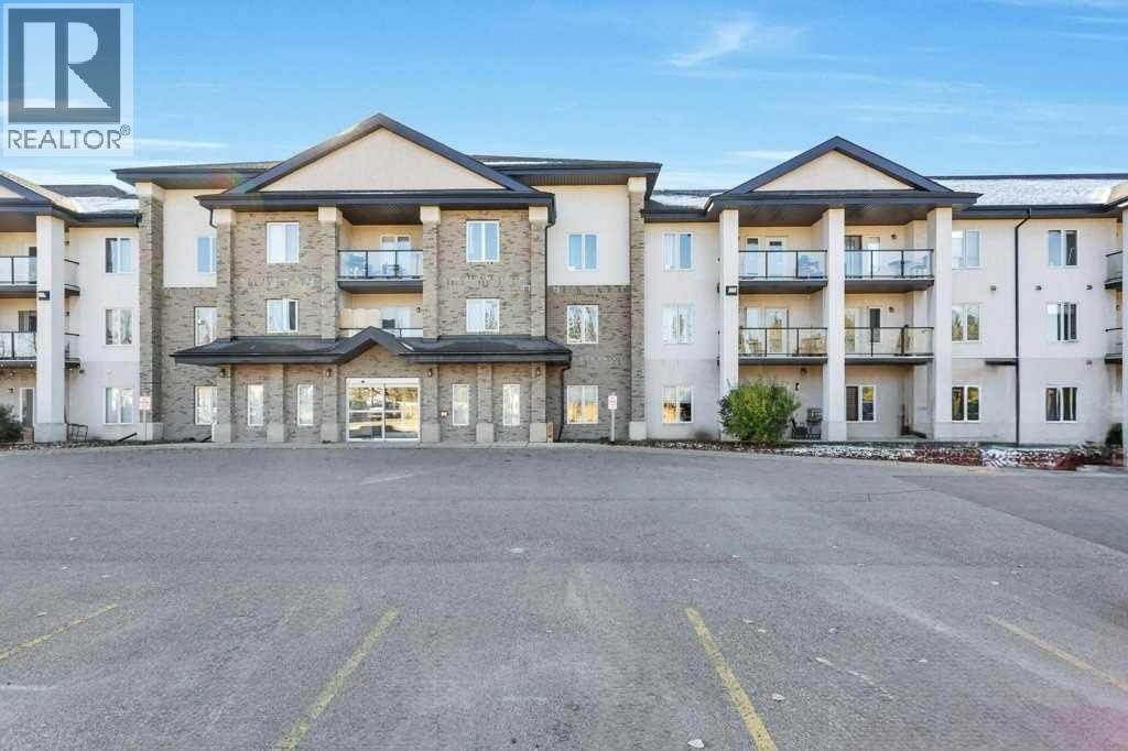 80 Kelloway Crescent Unit 108 #a, Red Deer, AB T4P 4G7