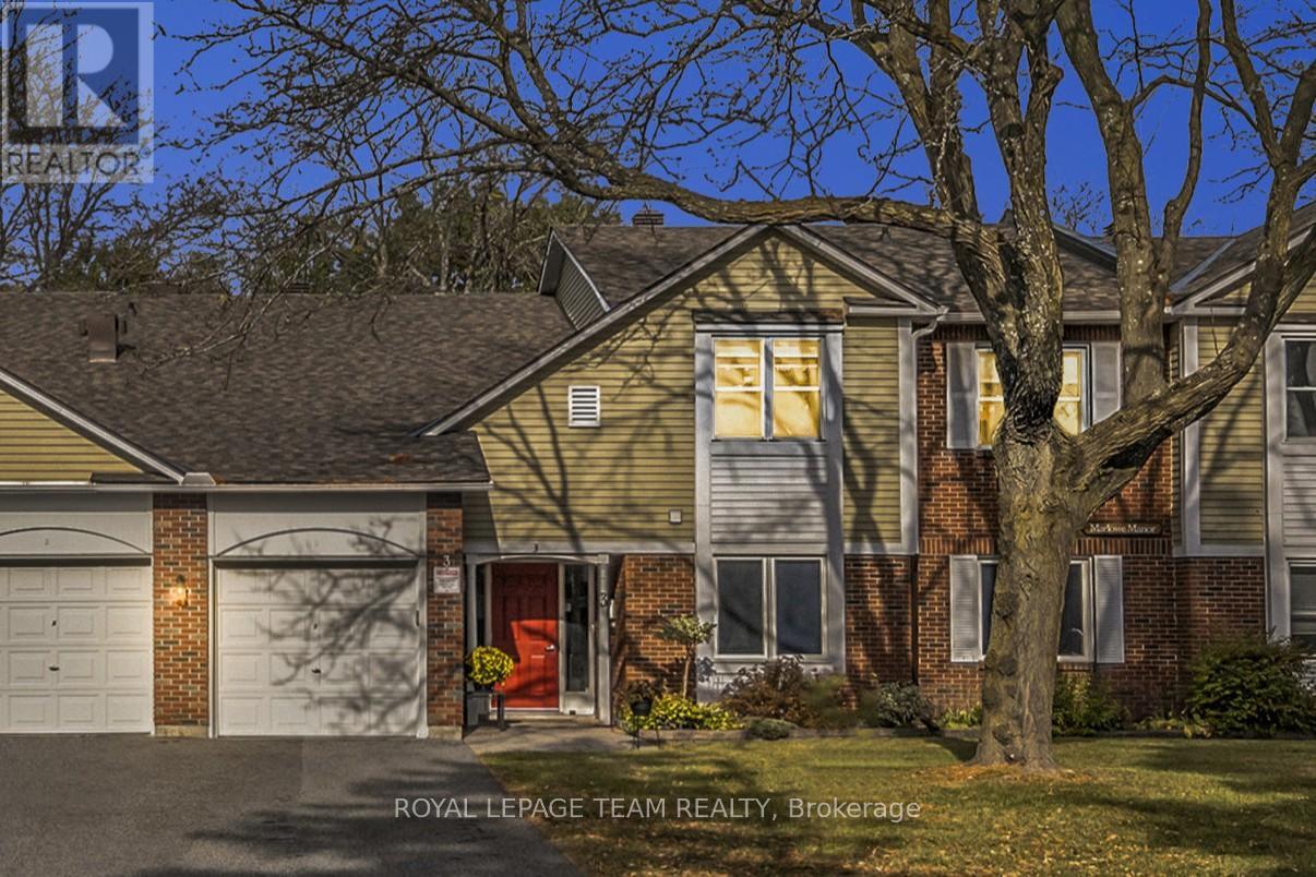 3 Harness Ln #d, Ottawa, ON K2M 1E1
