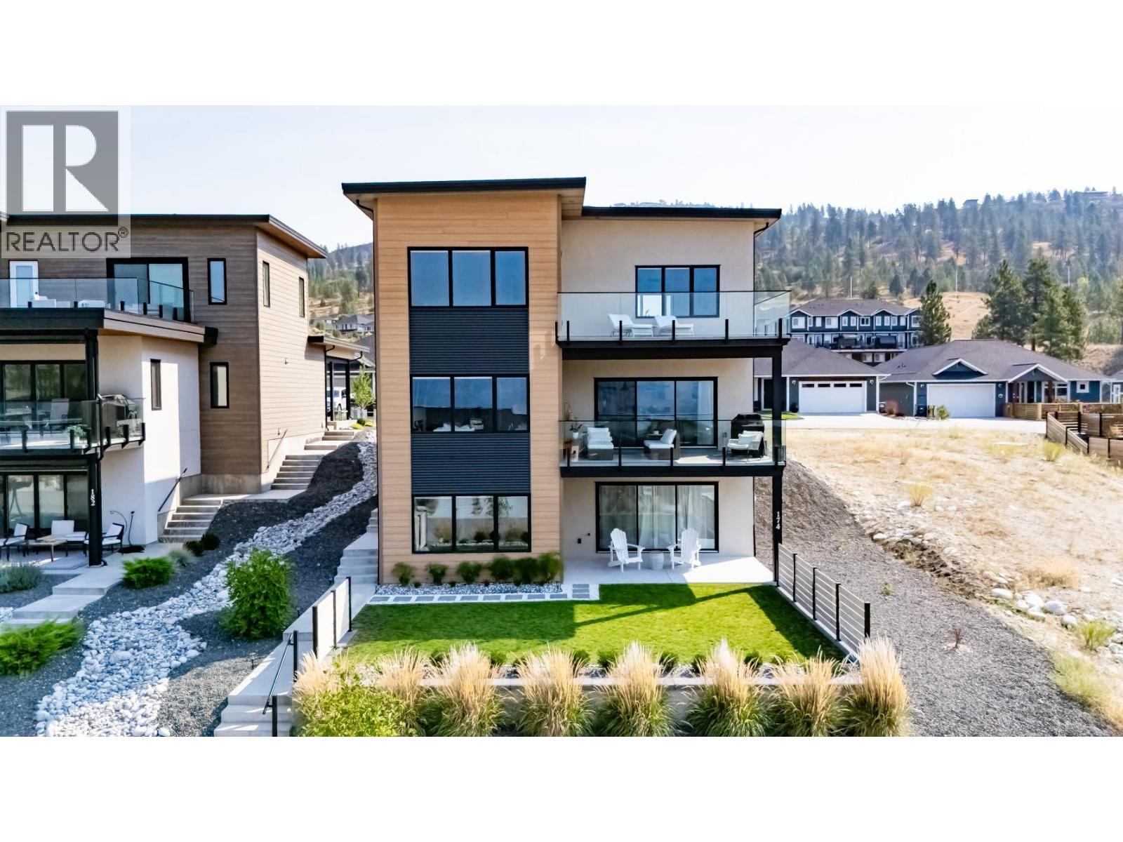 174 Fawn Ct, Penticton, BC V2A 0C8