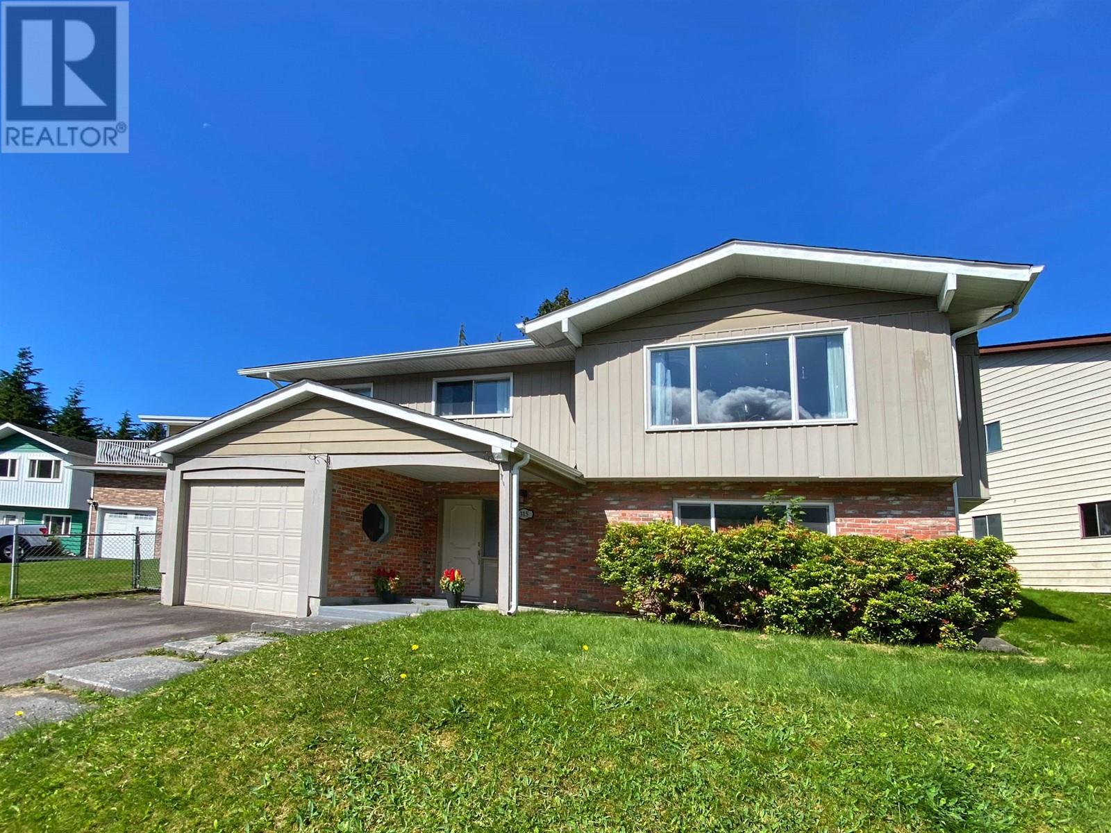 315 Alberta Pl, Prince Rupert, BC V8J 3X7