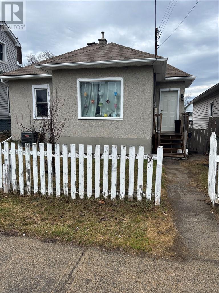 358 Burton Ave, Greater Sudbury, ON P3C 4K5