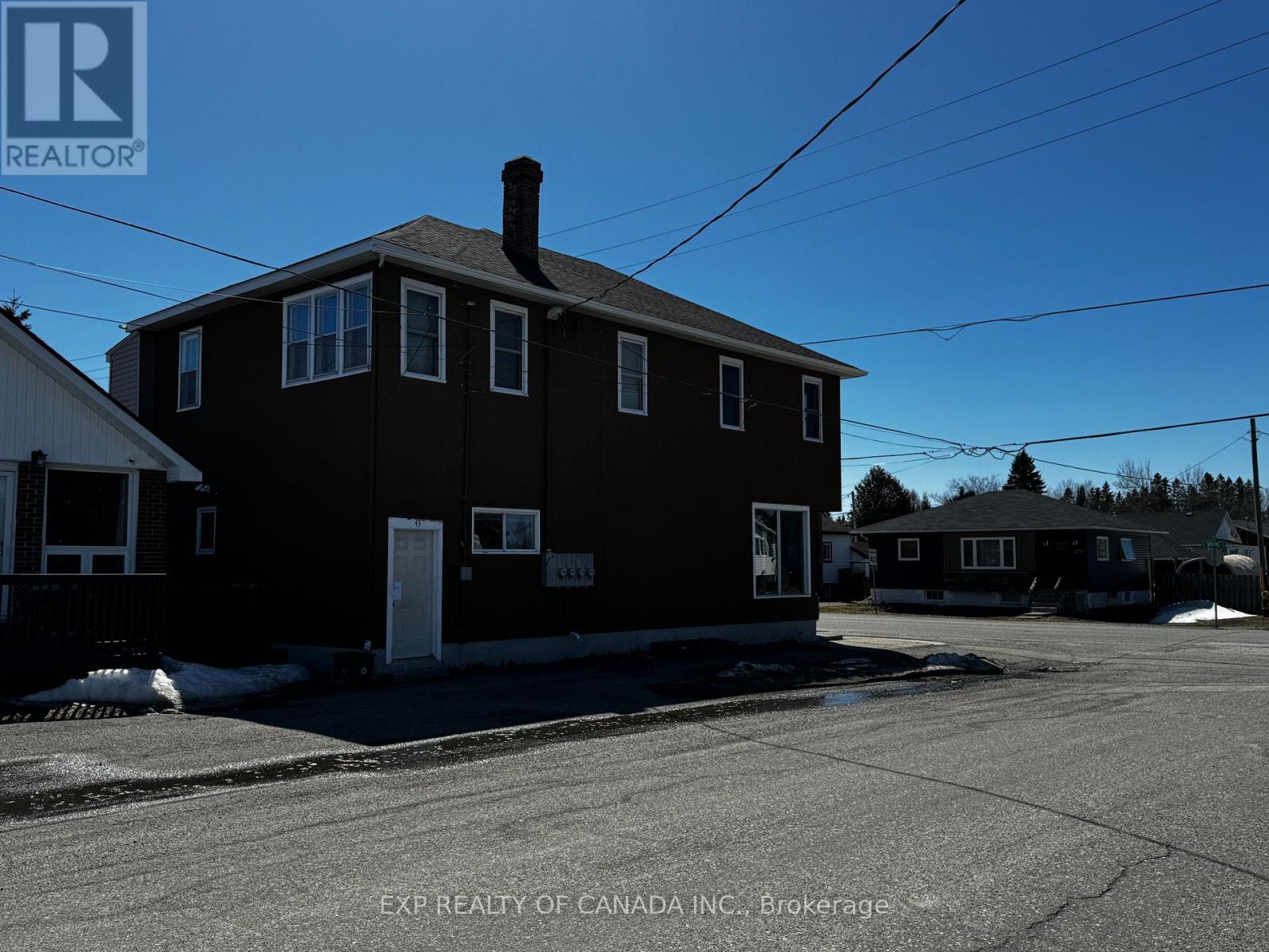 187 Moore St, Timmins, ON P0N 1H0
