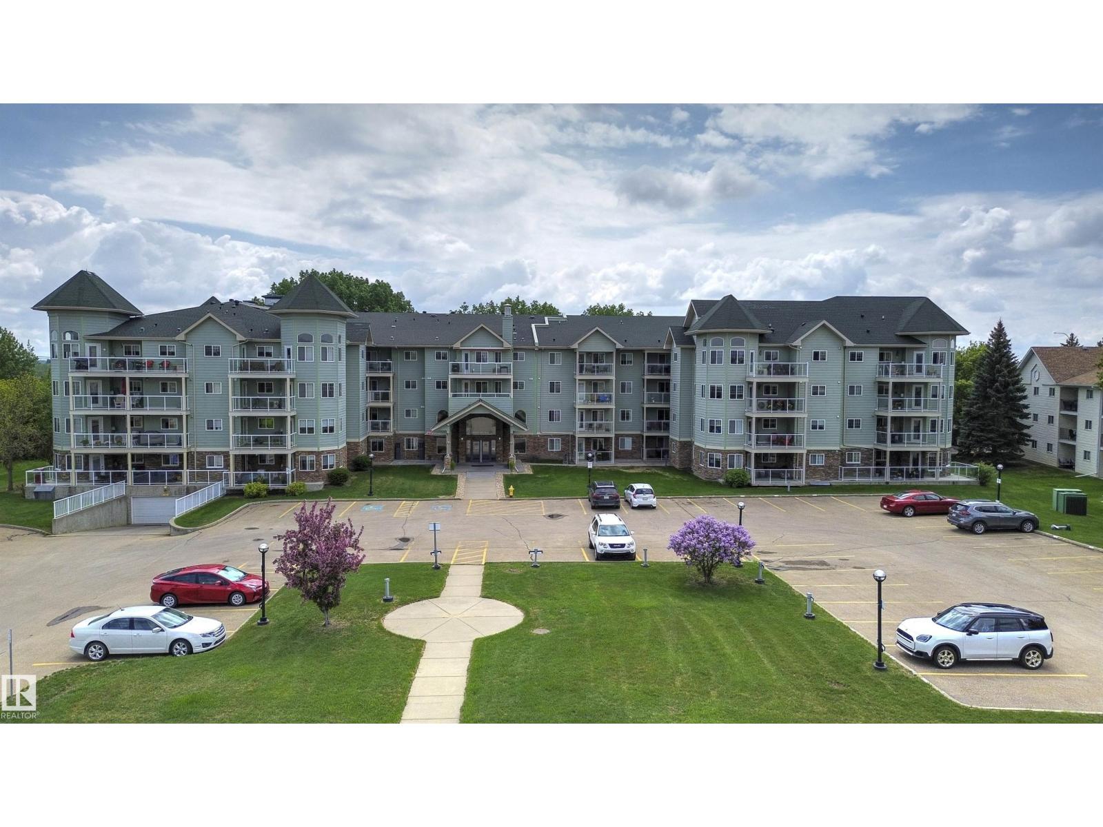 9995 93 Avenue #305, Fort Saskatchewan, AB T8L 1N5