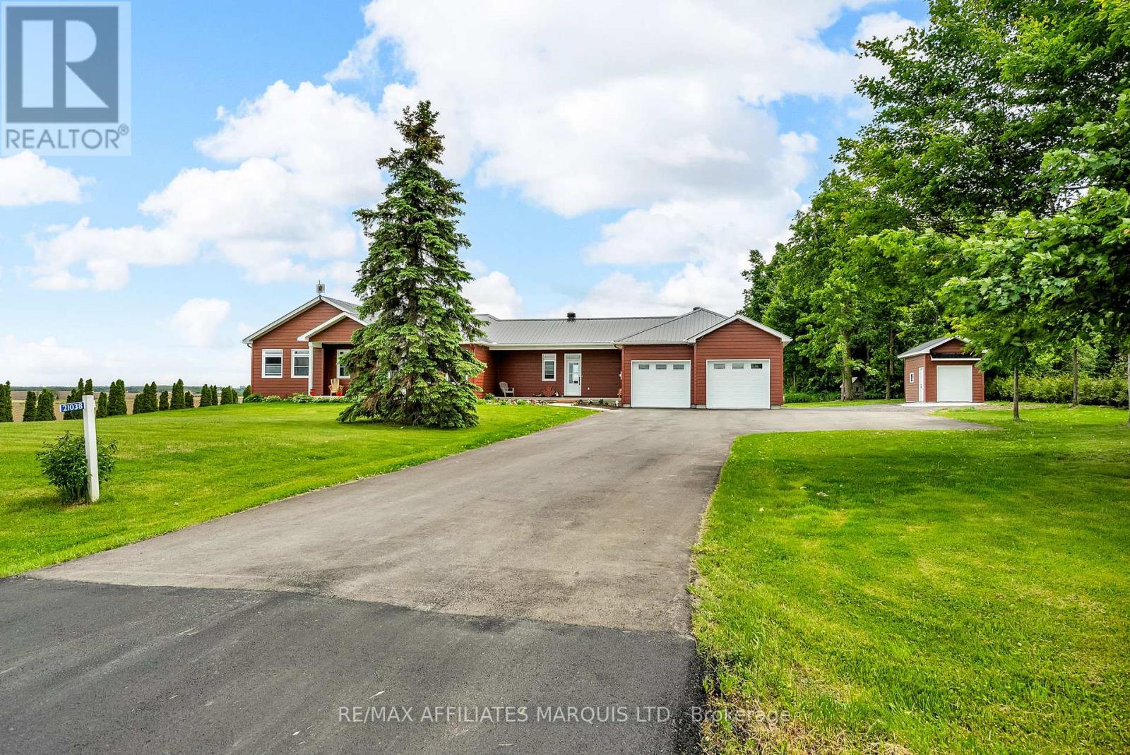 21038 Mccormick Rd, North Glengarry, ON K0C 1A0