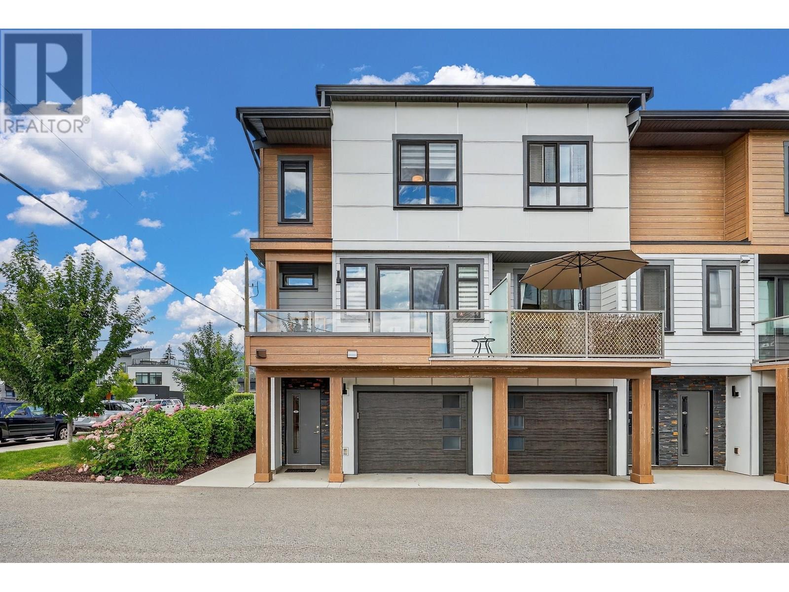 11581 Rogers Road Unit 306, Lake Country, BC V4V 1X8