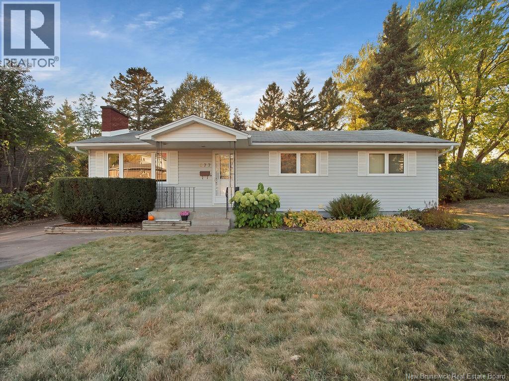 577 Beausoleil St, Dieppe, NB E1A 1C3