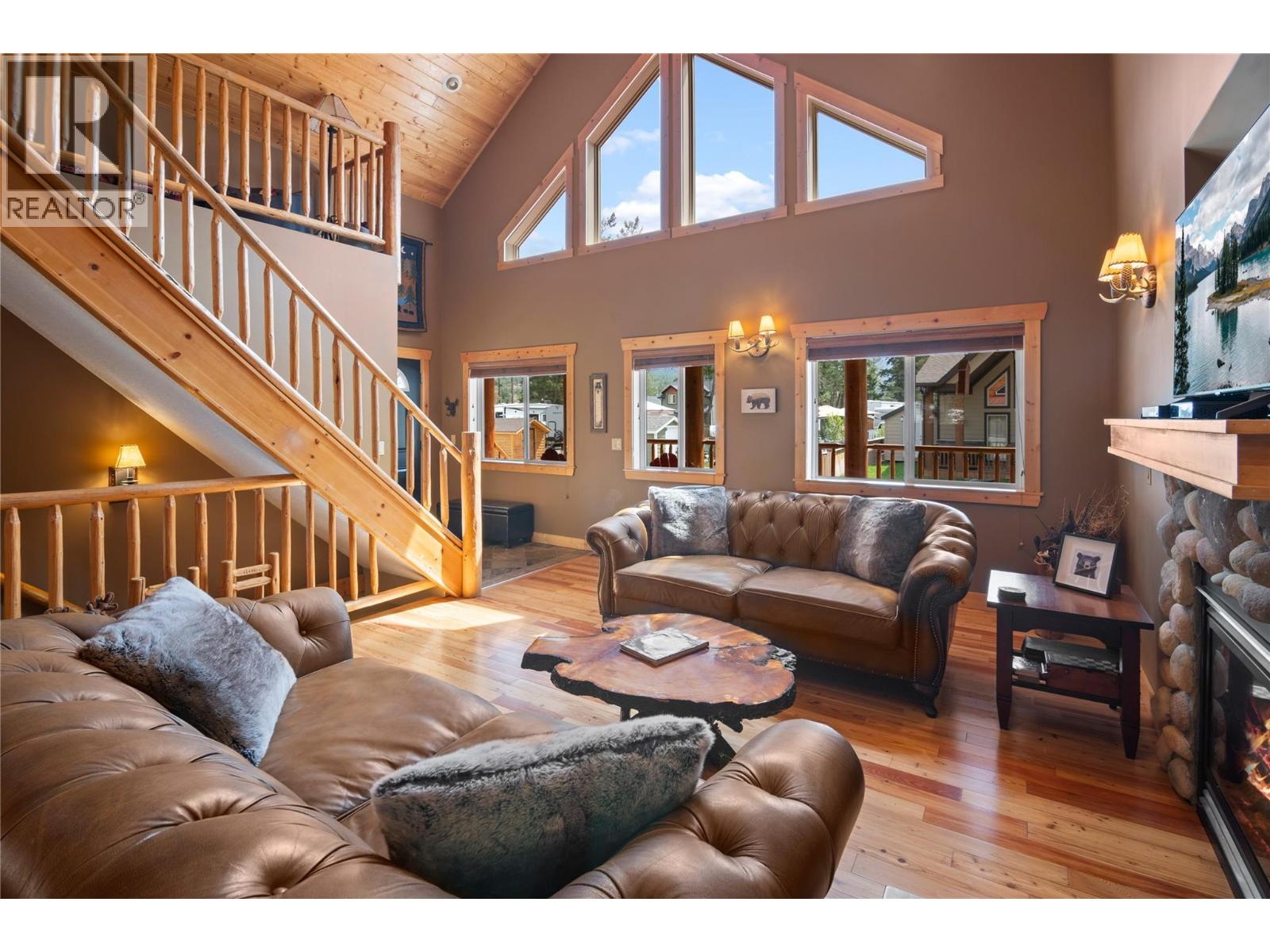4868 Riverview Drive Unit 12, Edgewater, BC V0A 1E0