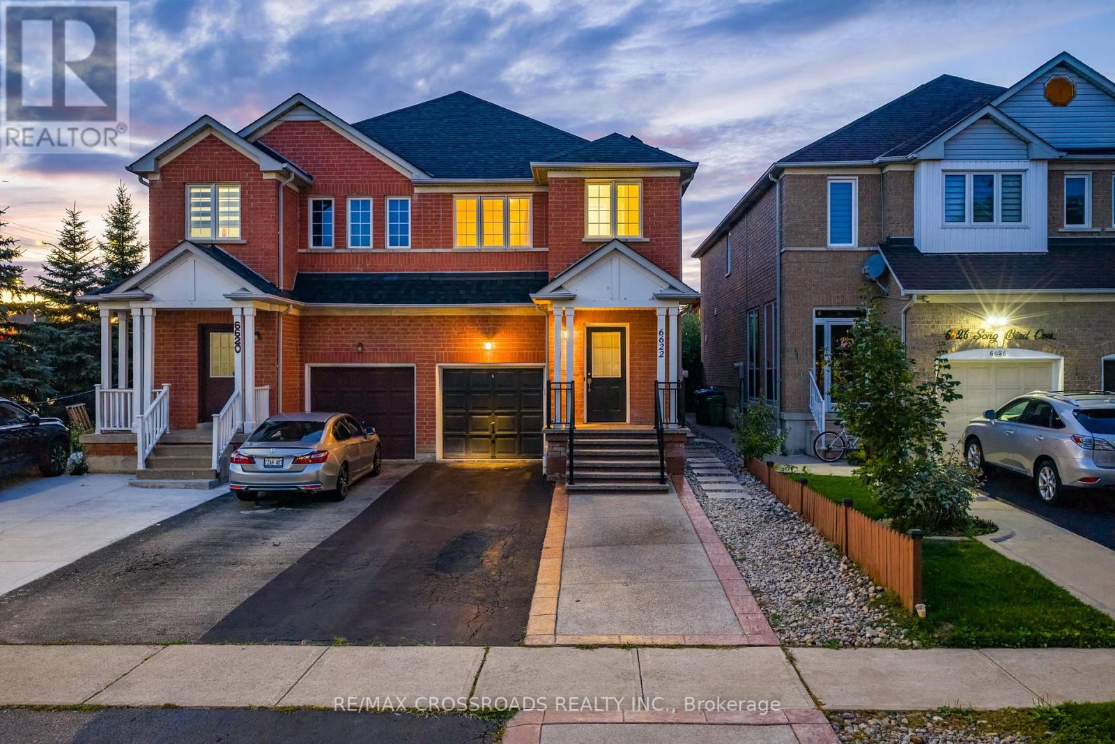 6622 Song Bird Cres, Mississauga, ON L5W 1C9