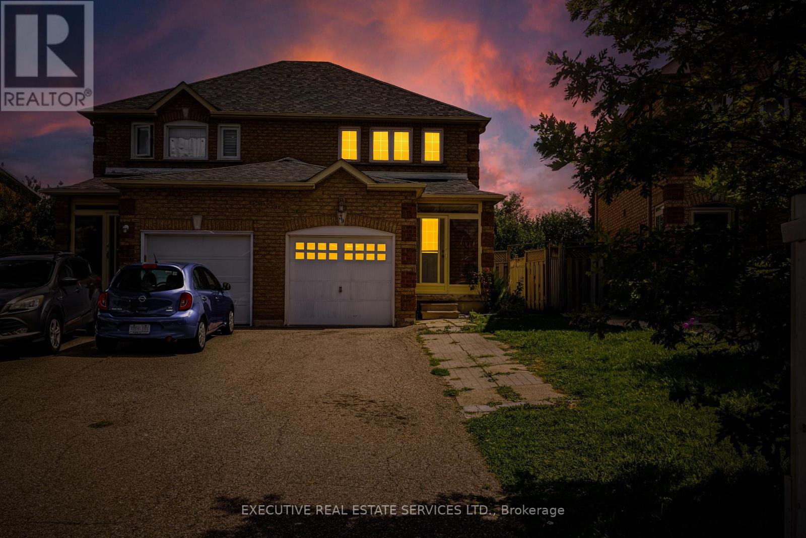 39 Caruso Dr, Brampton, ON L6Y 5B2