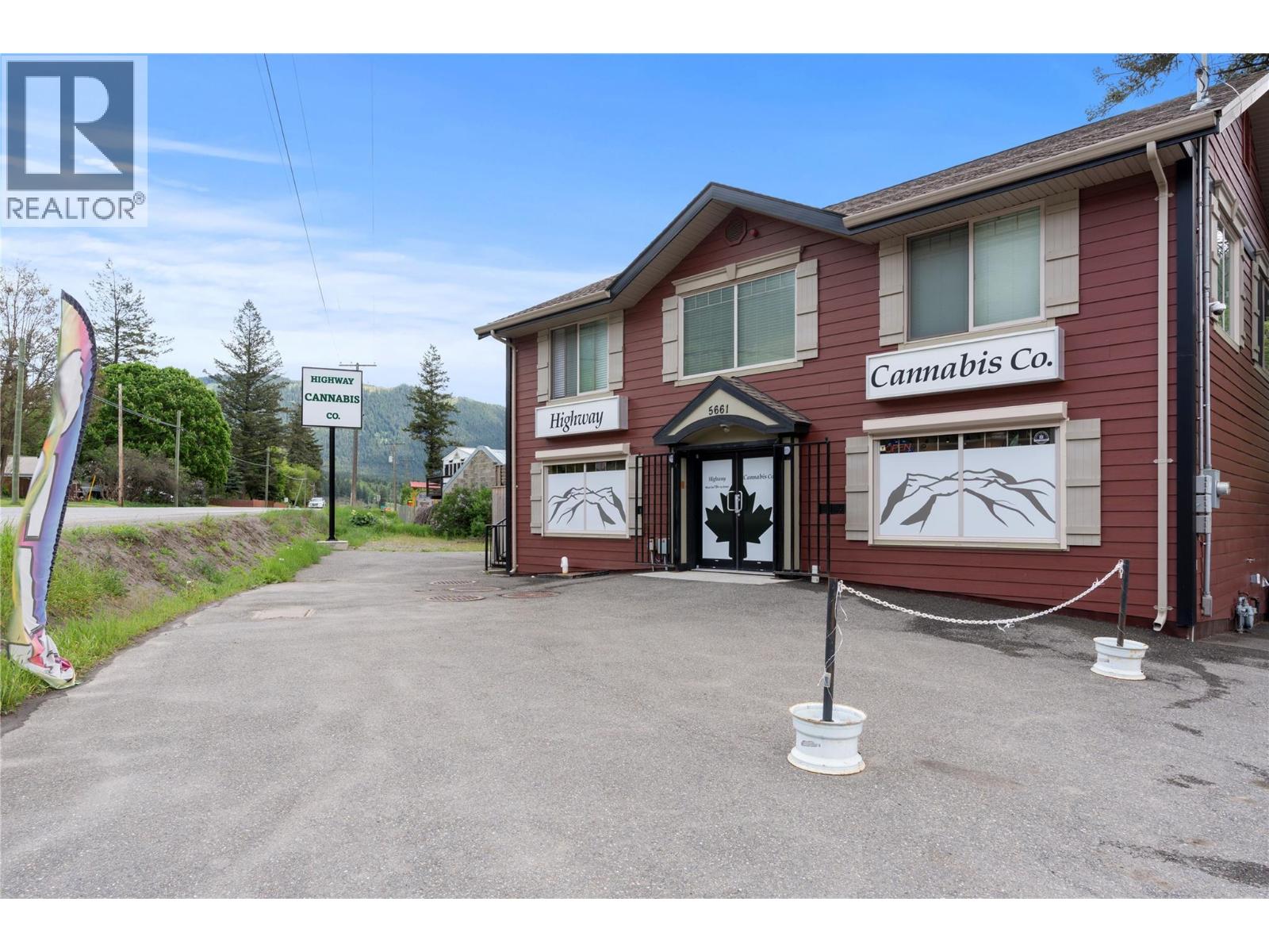 97 Highway Unit 5661, Falkland, BC V0E 1W0