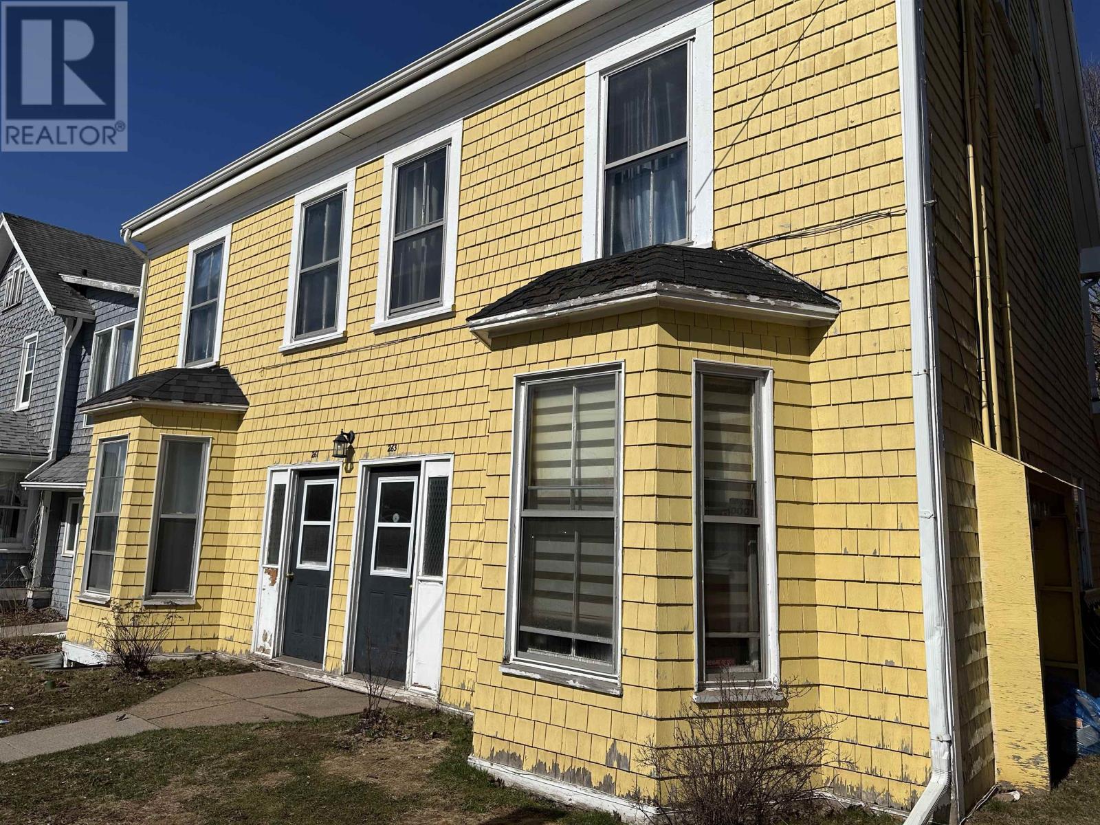 261-263 Grafton St, Charlottetown, PE C1A 1L4