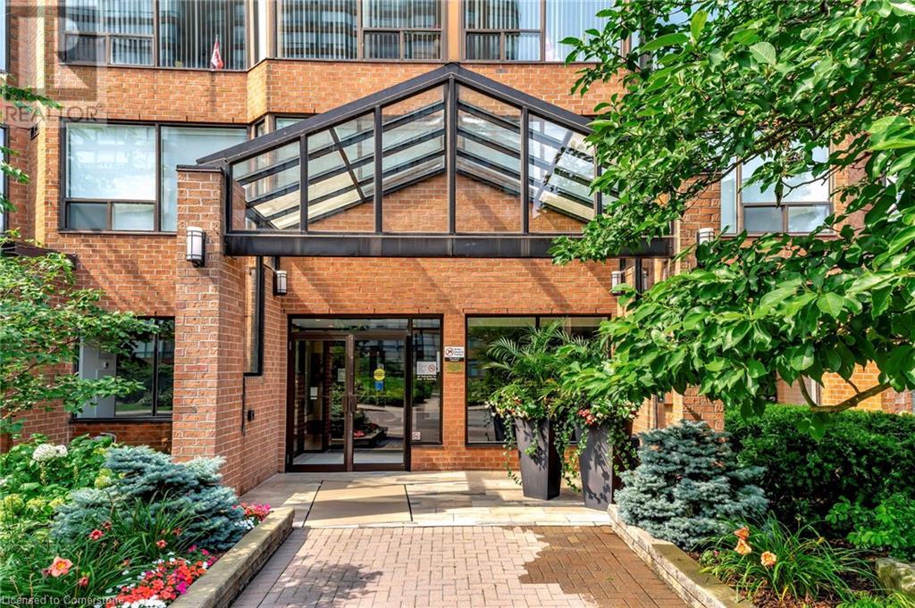 1270 Maple Crossing Boulevard Unit 1610, Burlington, ON L7S 2J3