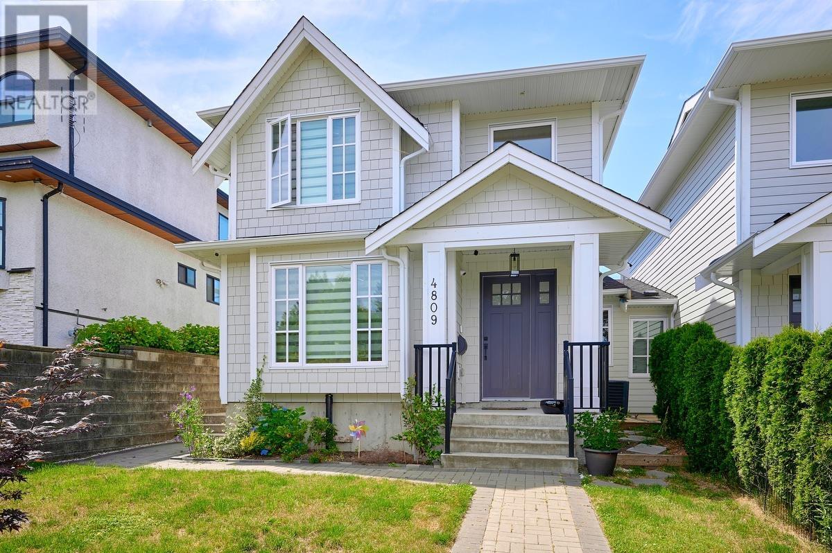 4809 Patterson Ave, Burnaby, BC V5G 3A6