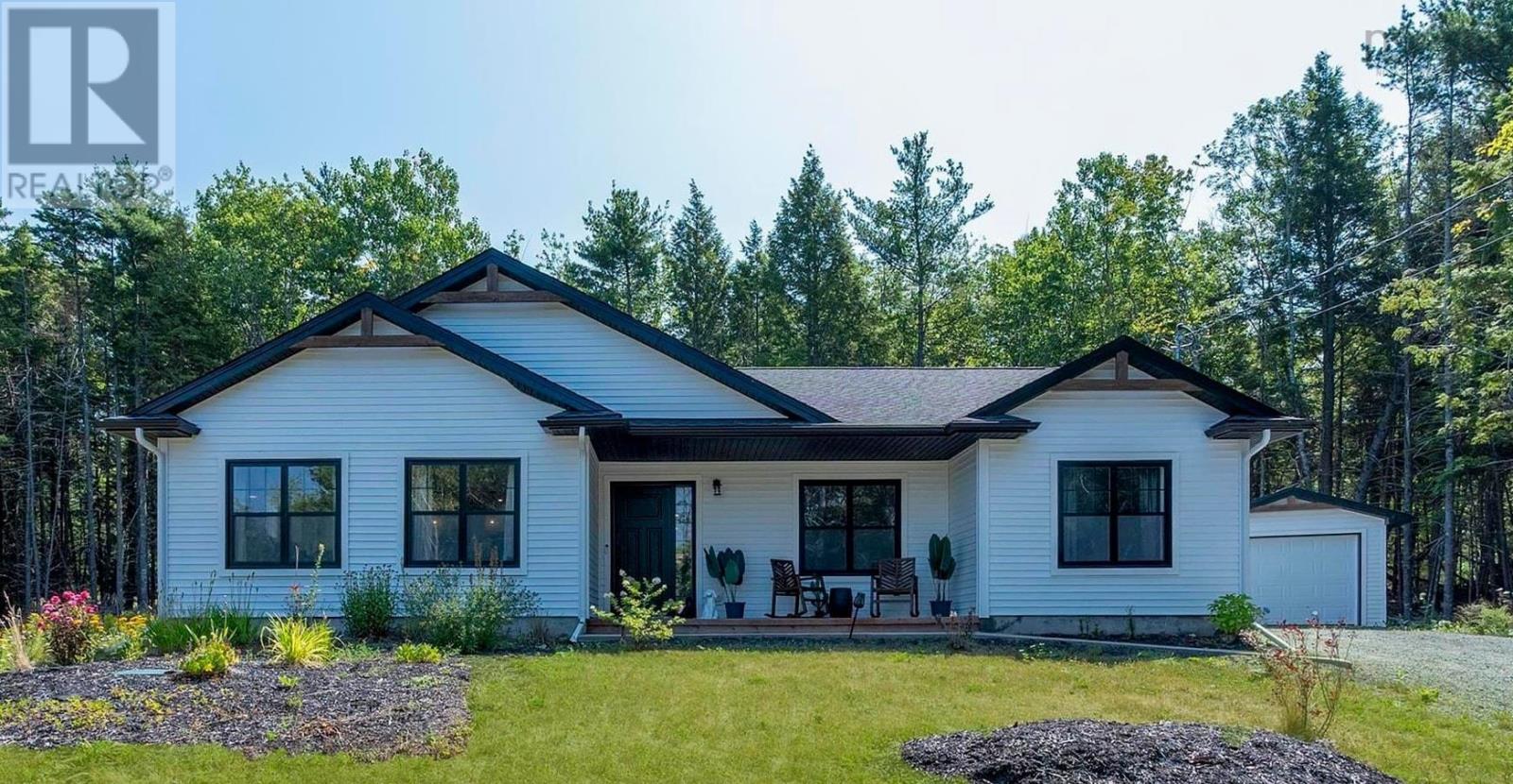 4838 Highway 2, Wellington, NS B2T 1B6