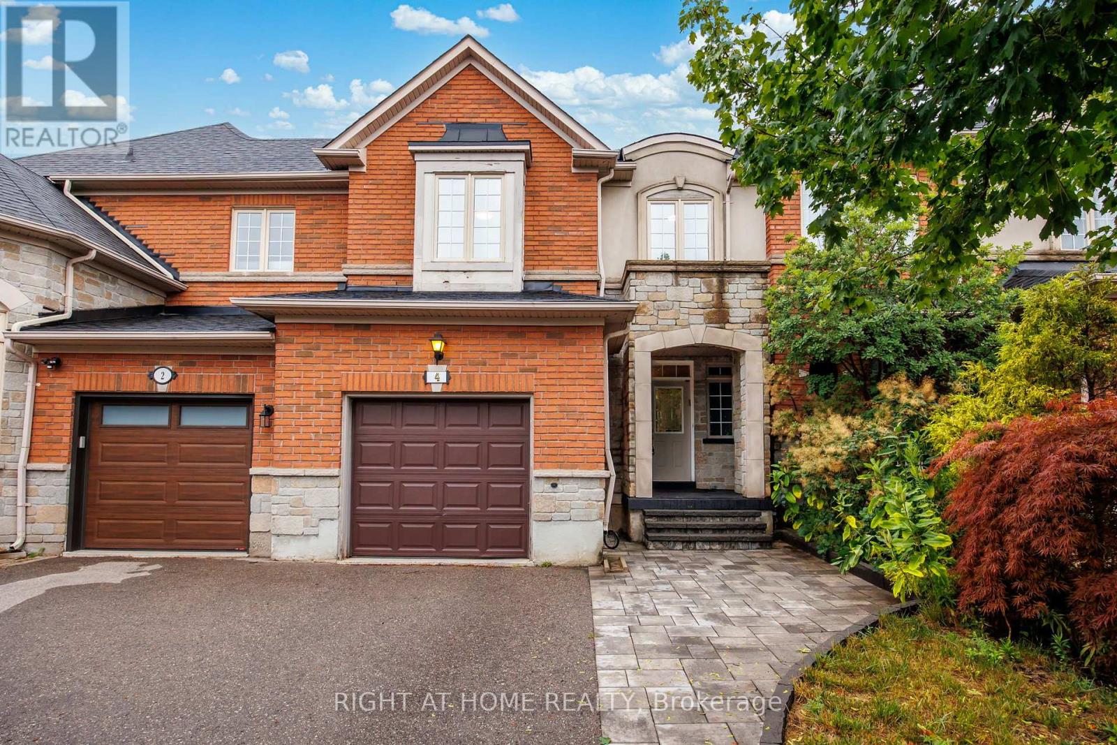 4 Zola Gate, Vaughan, ON L4J 9A7
