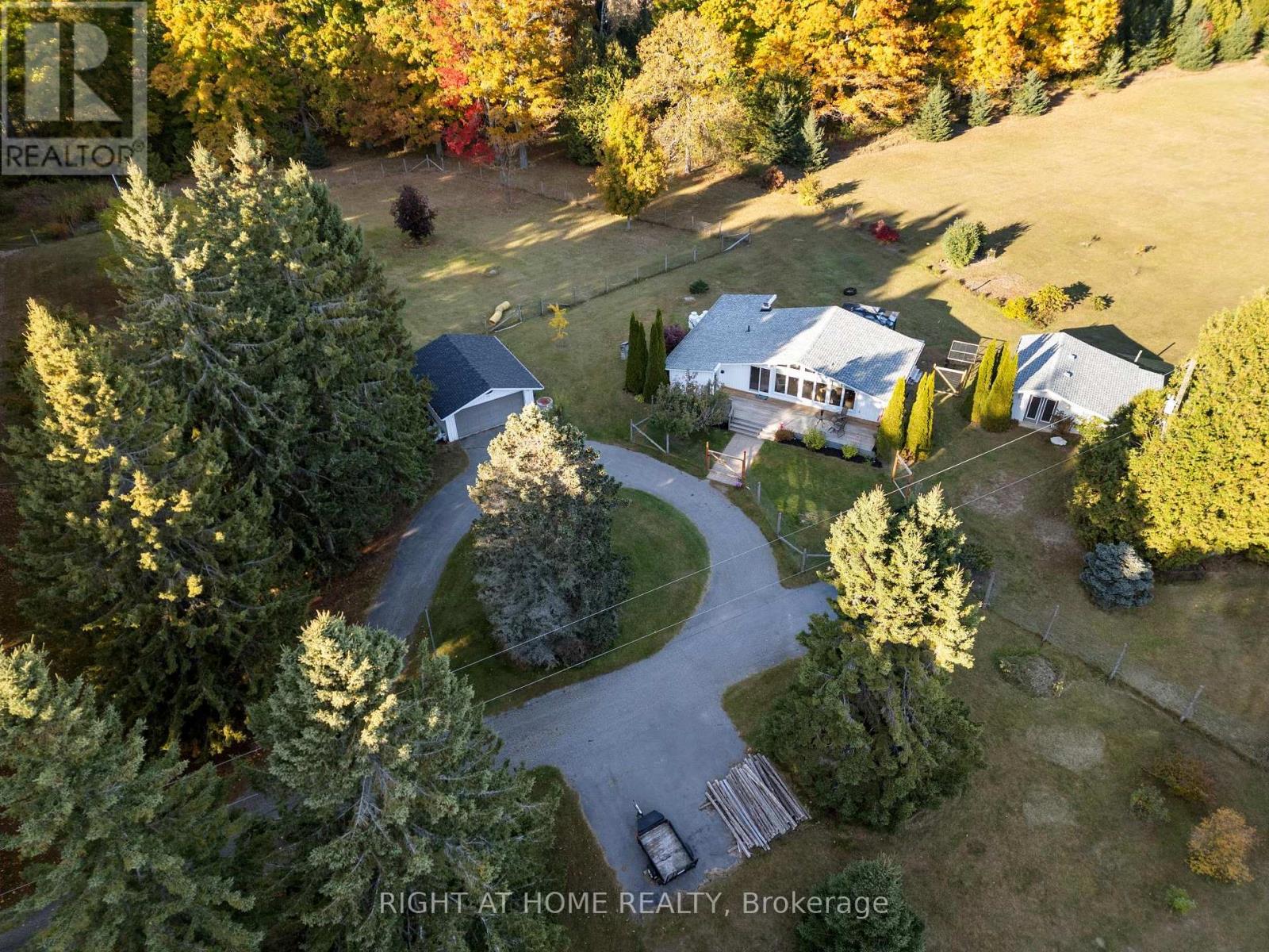203 Barnes Rd, Brighton, ON K0K 1H0