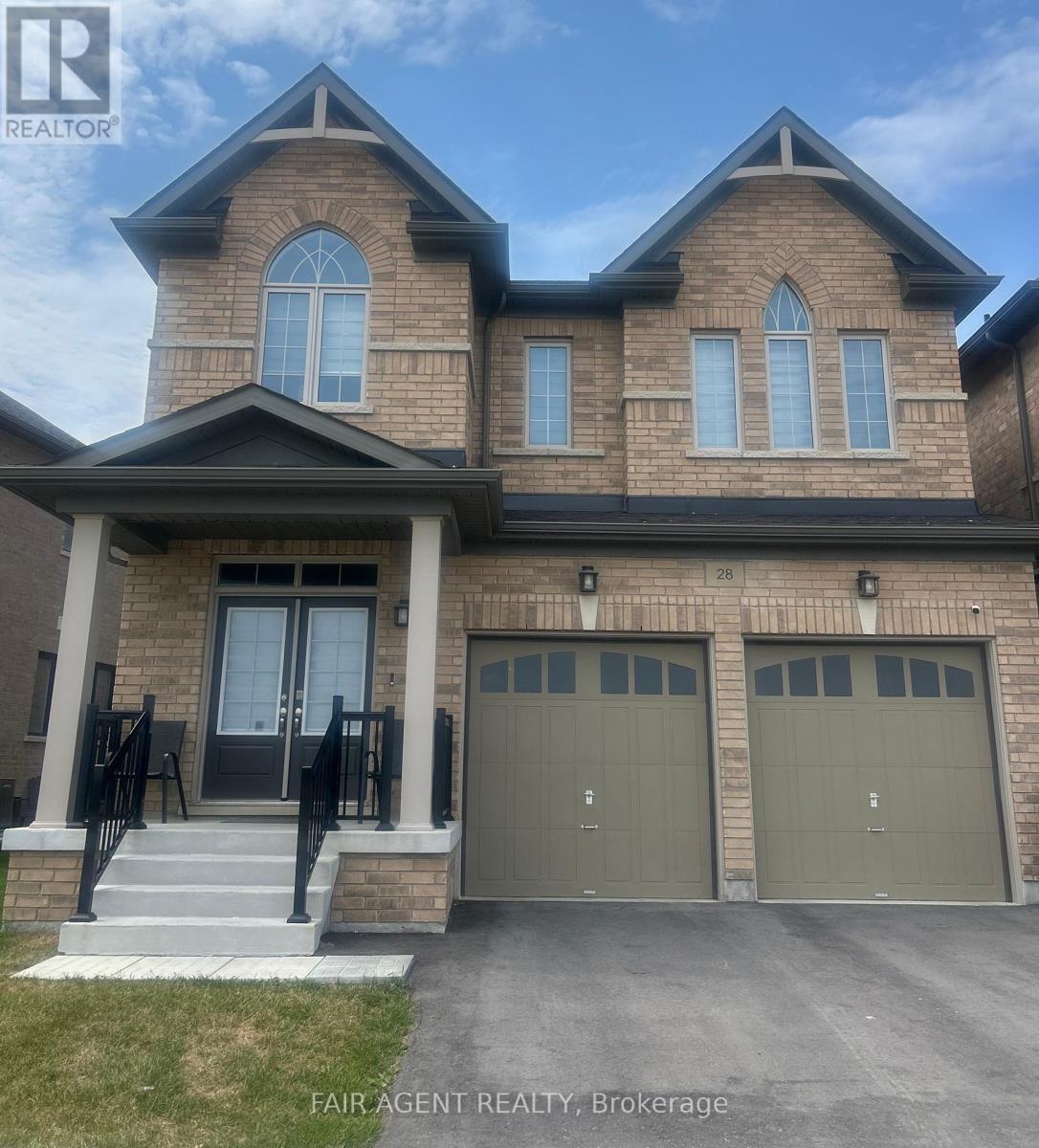 28 Tweedhill Ave, Caledon, ON L7C 4K4